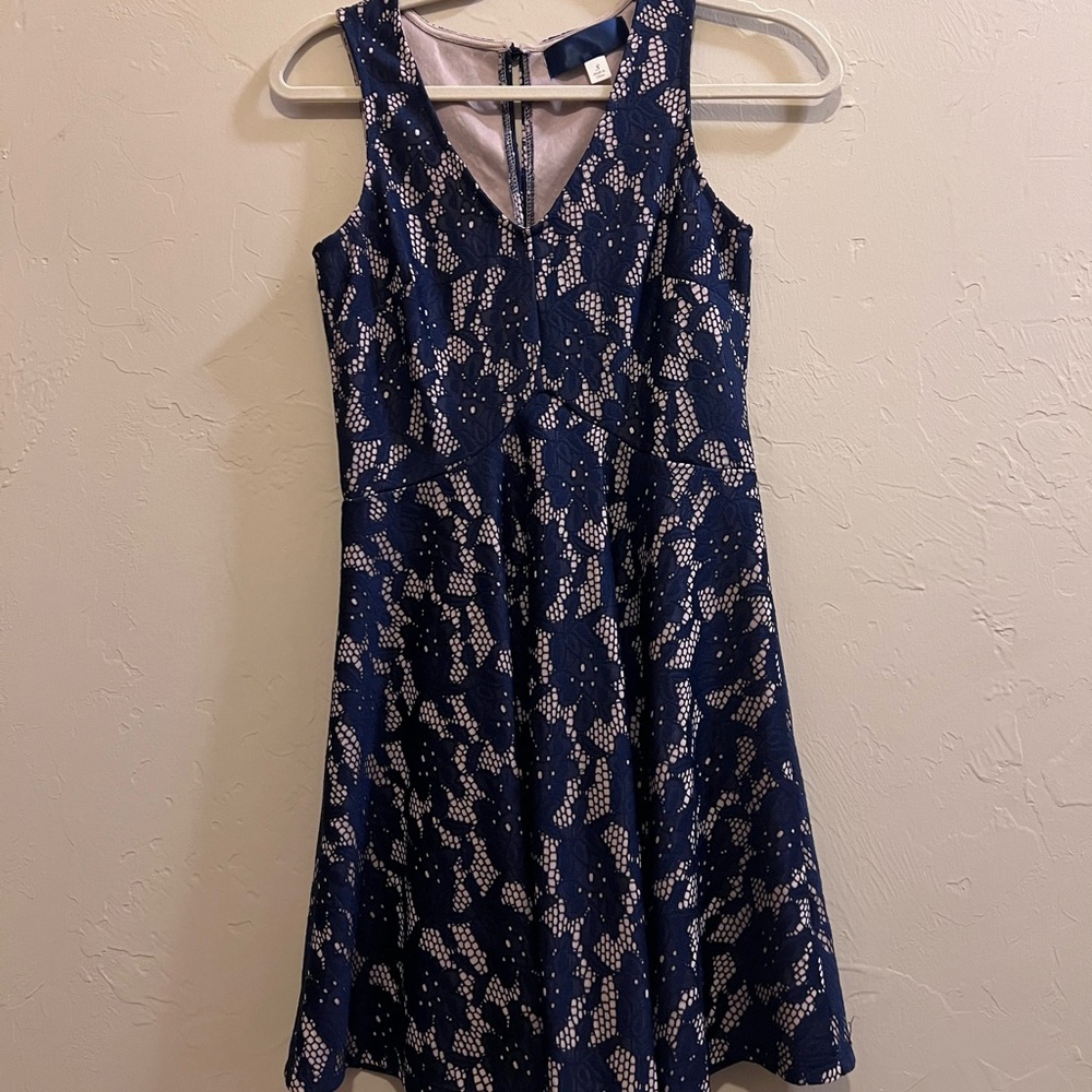 Cream and navy lace sleeveless dress